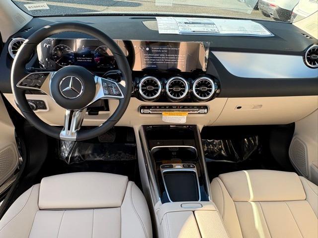 new 2026 Mercedes-Benz GLA 250 car, priced at $45,950