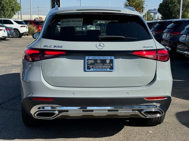 new 2025 Mercedes-Benz GLC 300 car, priced at $59,015