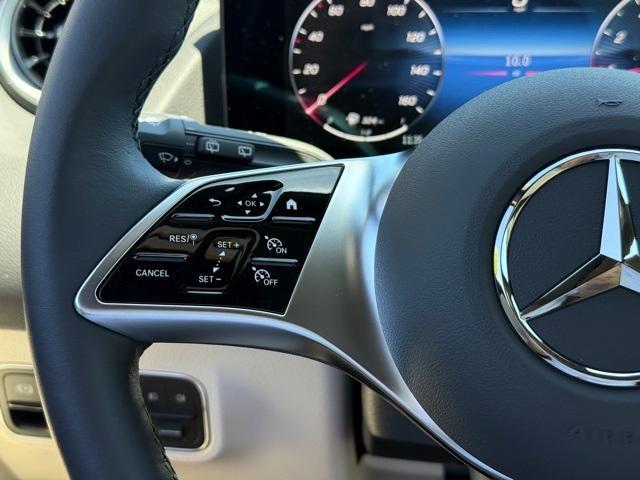 new 2025 Mercedes-Benz GLA 250 car, priced at $44,250