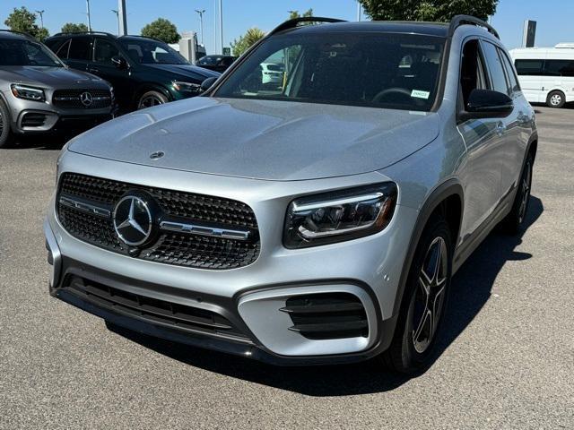 new 2024 Mercedes-Benz GLB 250 car, priced at $53,565