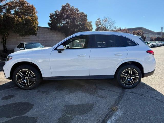 new 2025 Mercedes-Benz GLC 300 car, priced at $66,185