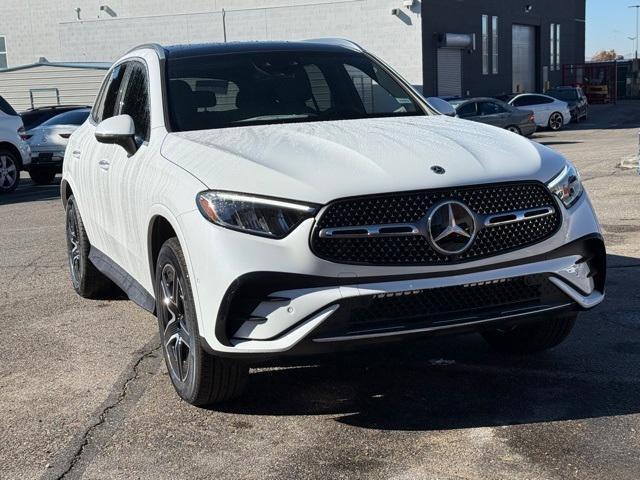 new 2025 Mercedes-Benz GLC 300 car, priced at $66,185