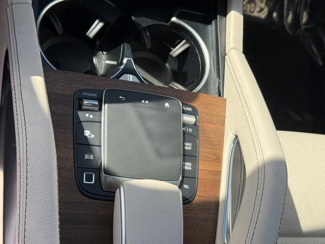 new 2025 Mercedes-Benz GLS 450 car