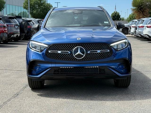 new 2025 Mercedes-Benz GLC 300 car, priced at $56,295