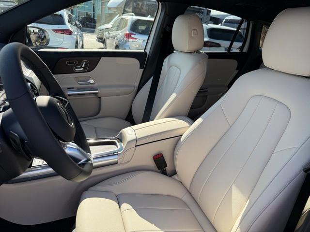 new 2026 Mercedes-Benz GLA 250 car, priced at $45,915