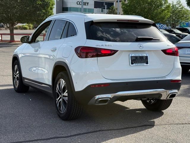 new 2025 Mercedes-Benz GLA 250 car, priced at $47,295