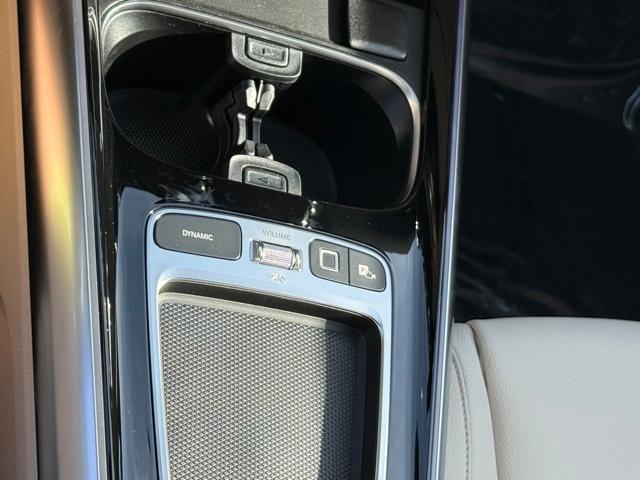 new 2025 Mercedes-Benz GLA 250 car, priced at $47,295