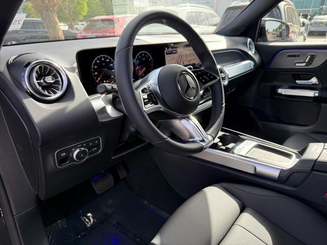 new 2025 Mercedes-Benz GLB 250 car, priced at $48,645