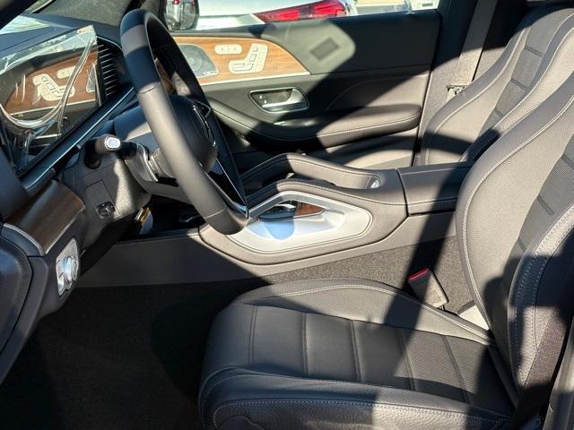 new 2025 Mercedes-Benz GLE 580 car, priced at $94,495