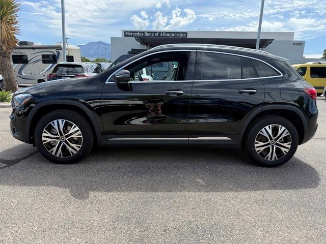 new 2025 Mercedes-Benz GLA 250 car, priced at $47,295