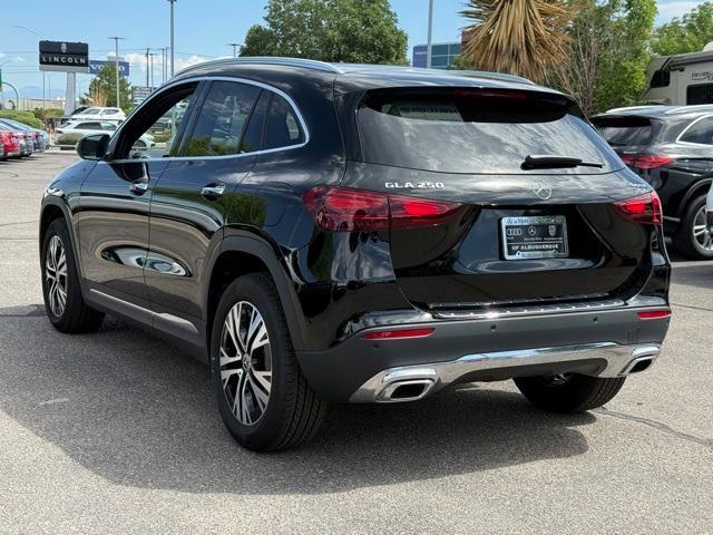 new 2025 Mercedes-Benz GLA 250 car, priced at $47,295