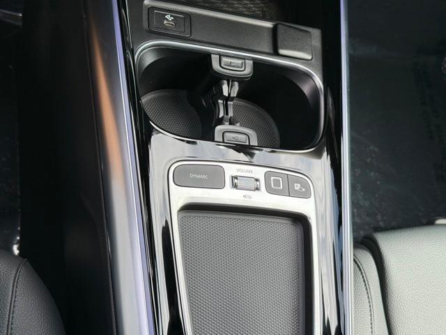 new 2025 Mercedes-Benz GLA 250 car, priced at $47,295