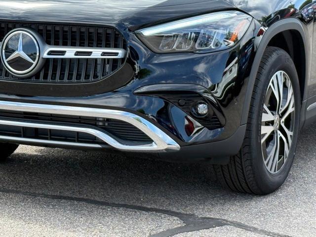 new 2025 Mercedes-Benz GLA 250 car, priced at $47,295