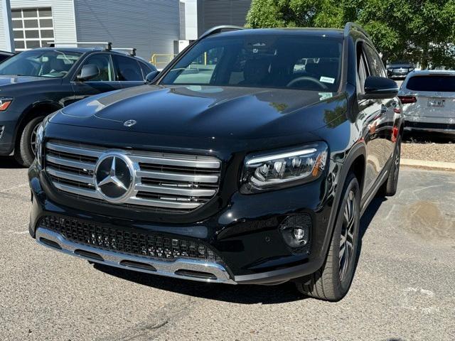 new 2024 Mercedes-Benz GLB 250 car, priced at $45,995