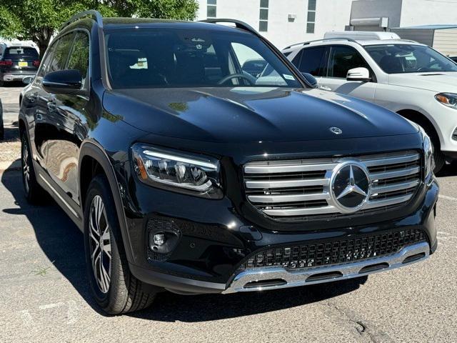 new 2024 Mercedes-Benz GLB 250 car, priced at $45,995