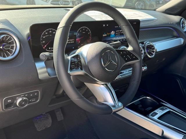 new 2024 Mercedes-Benz GLB 250 car, priced at $45,995