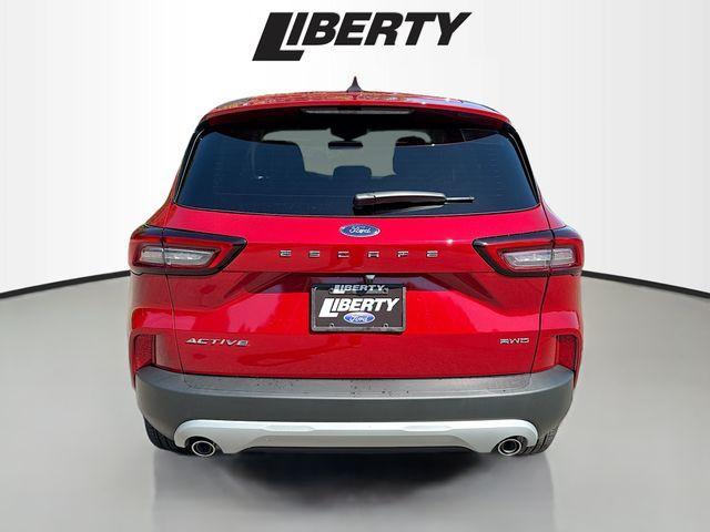new 2025 Ford Escape car, priced at $30,400