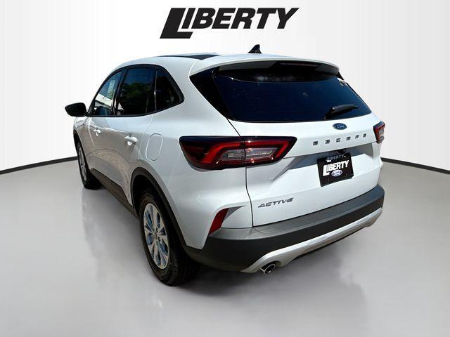 new 2025 Ford Escape car, priced at $25,144