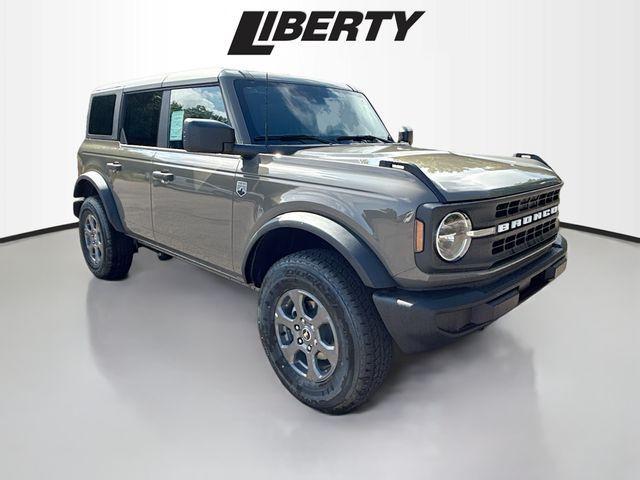new 2025 Ford Bronco car, priced at $44,352