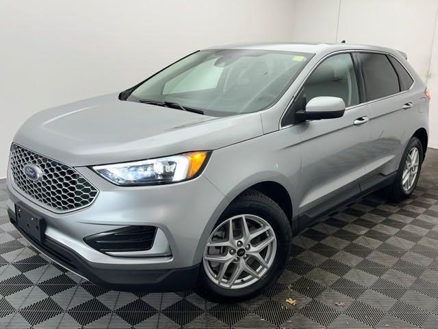 used 2024 Ford Edge car, priced at $31,990