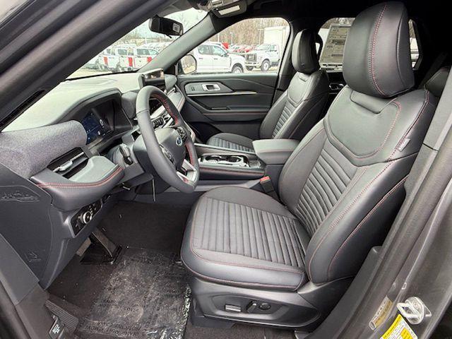 new 2025 Ford Explorer car, priced at $46,557
