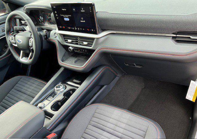 new 2025 Ford Explorer car, priced at $52,525