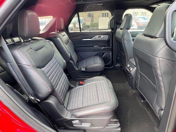 new 2025 Ford Explorer car, priced at $52,525