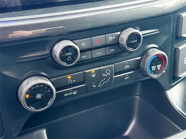 new 2025 Ford F-150 car, priced at $47,662