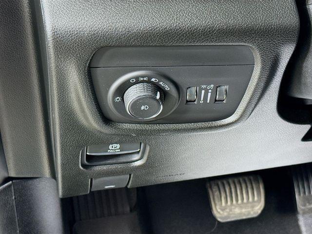 used 2021 Jeep Grand Cherokee L car, priced at $31,998