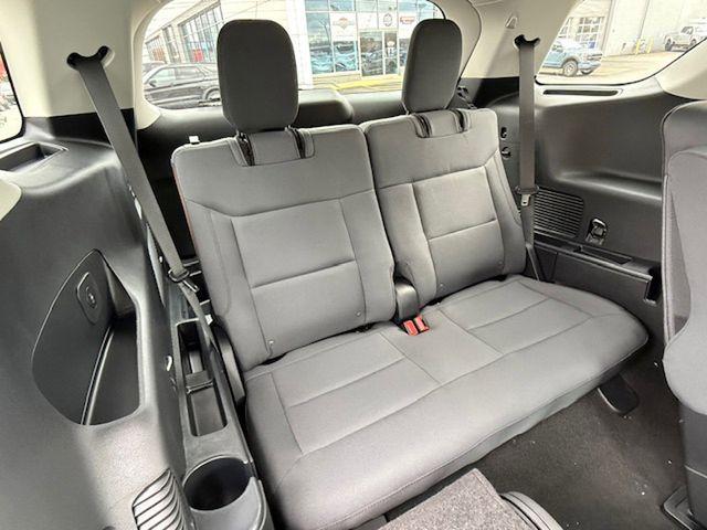 new 2025 Ford Explorer car, priced at $40,421