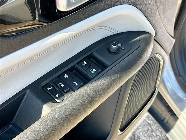 used 2023 Jeep Compass car, priced at $21,670