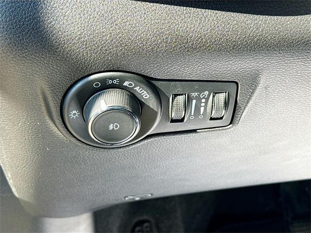used 2023 Jeep Compass car, priced at $21,670
