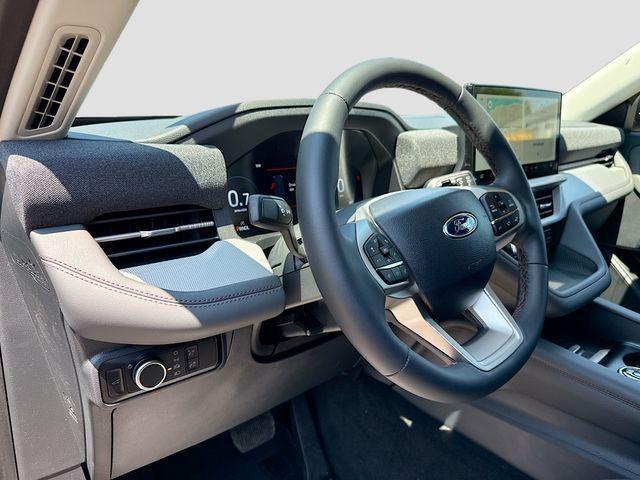 new 2025 Ford Explorer car, priced at $40,468