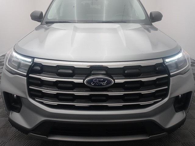 new 2025 Ford Explorer car, priced at $49,455