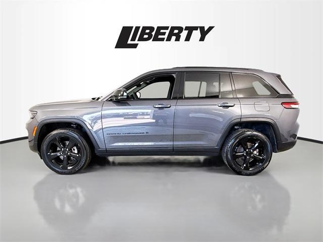 used 2023 Jeep Grand Cherokee car, priced at $36,990
