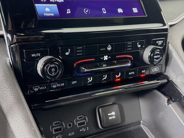 used 2023 Jeep Grand Cherokee car, priced at $35,371