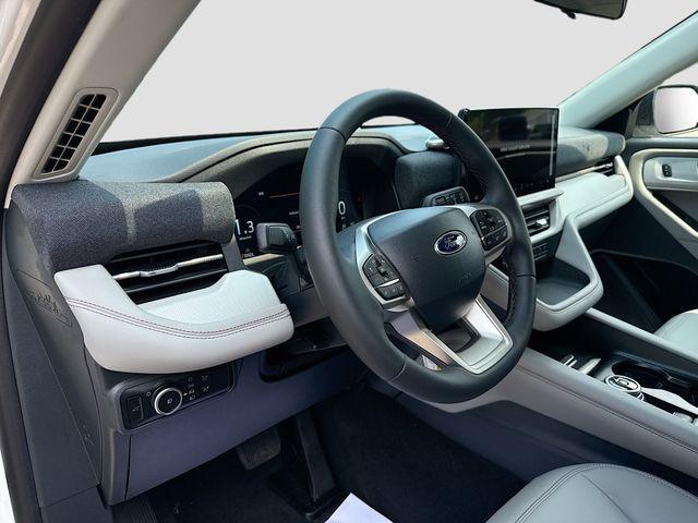 new 2025 Ford Explorer car, priced at $47,634
