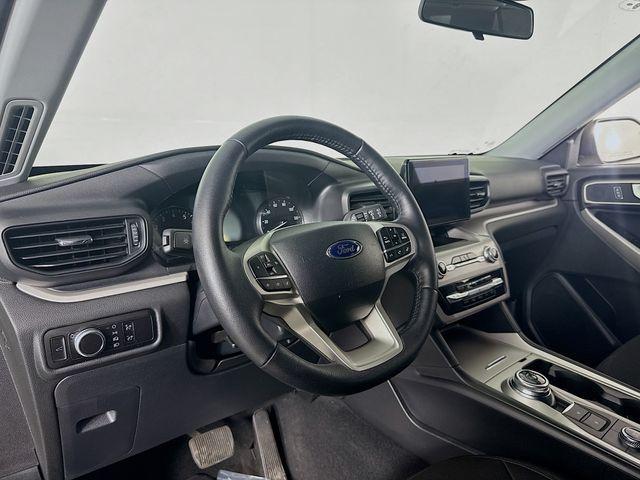 used 2023 Ford Explorer car, priced at $31,898