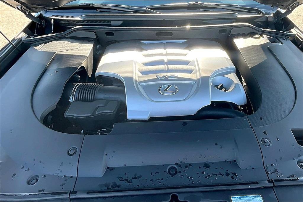 used 2014 Lexus LX 570 car, priced at $34,875