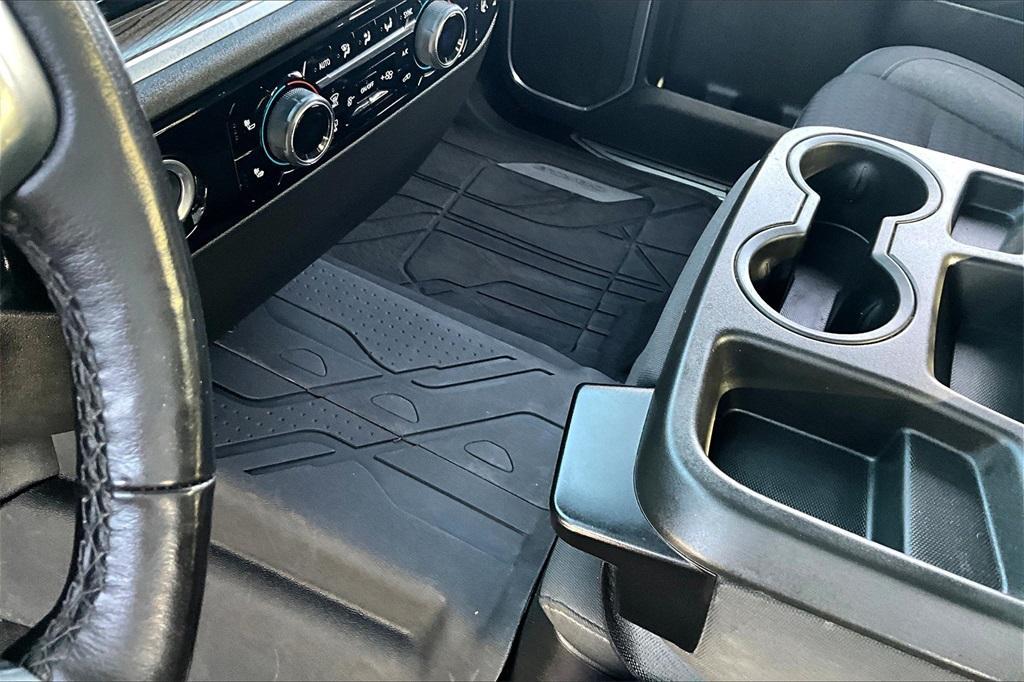 used 2022 Chevrolet Silverado 1500 car, priced at $41,234
