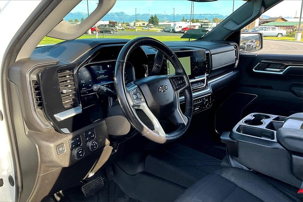 used 2022 Chevrolet Silverado 1500 car, priced at $41,234
