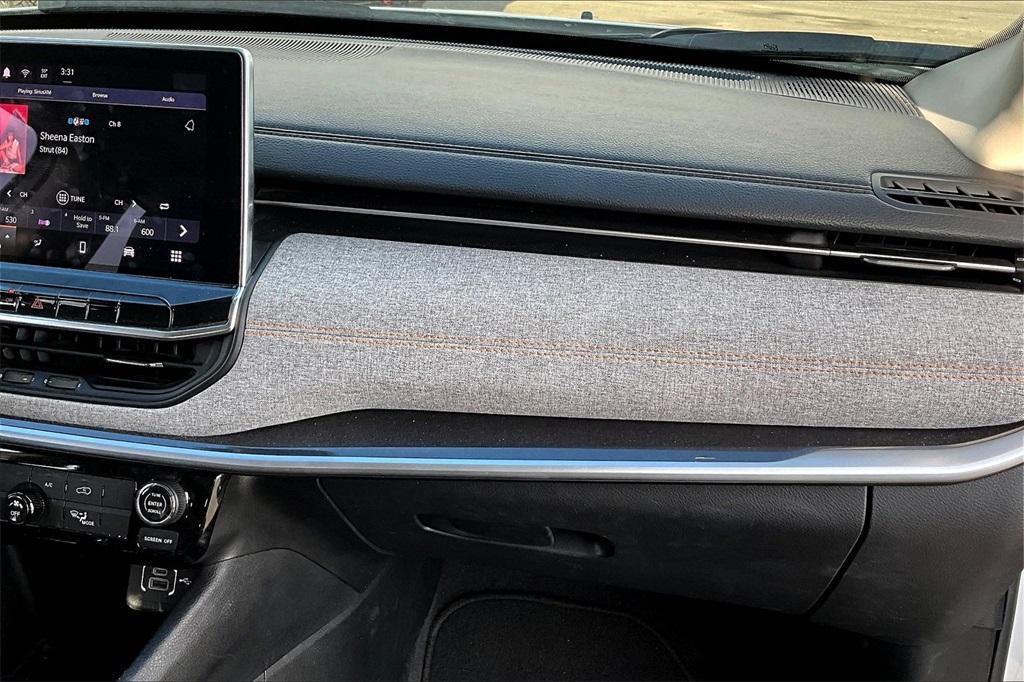 used 2022 Jeep Compass car, priced at $16,795