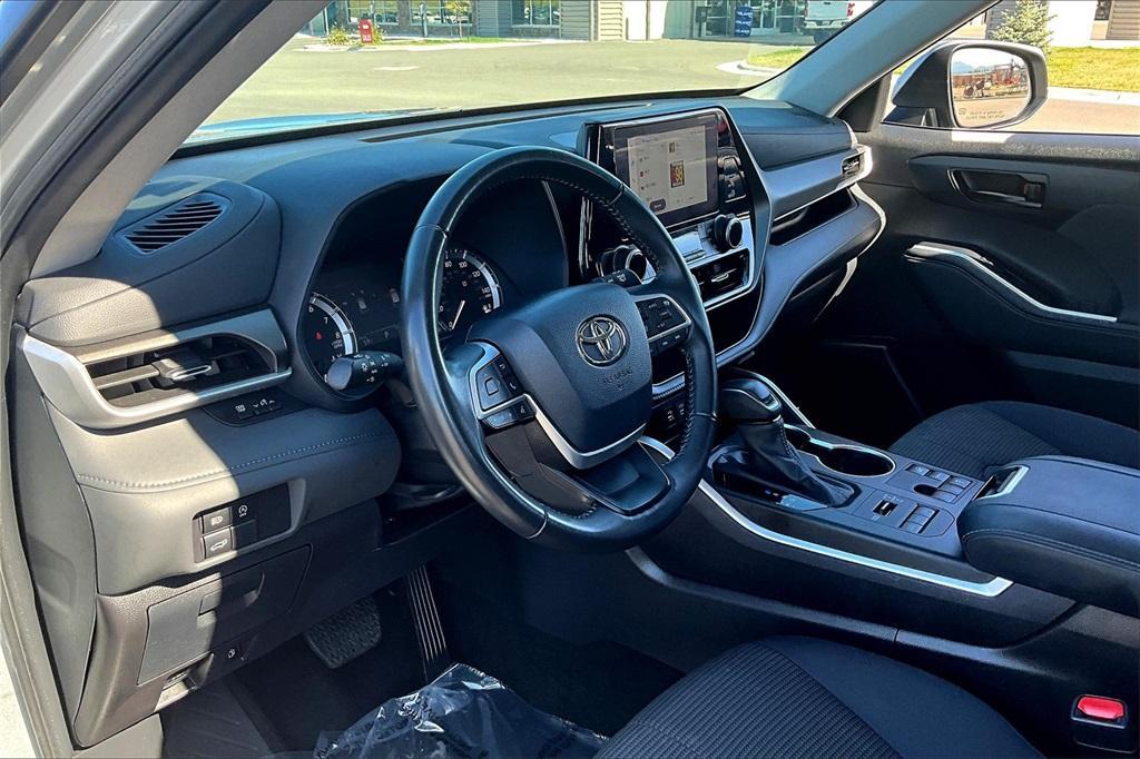 used 2024 Toyota Highlander car, priced at $32,934