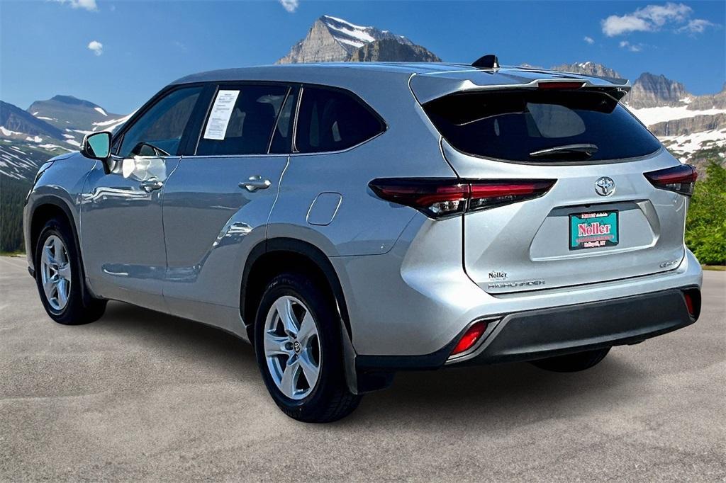 used 2024 Toyota Highlander car, priced at $32,934