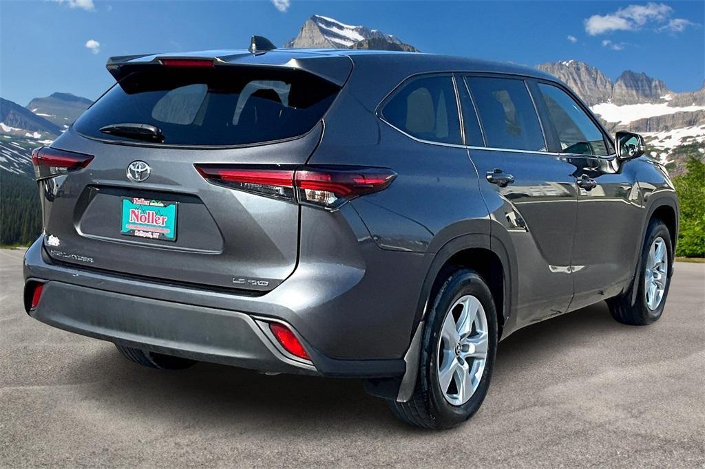 used 2024 Toyota Highlander car, priced at $31,542