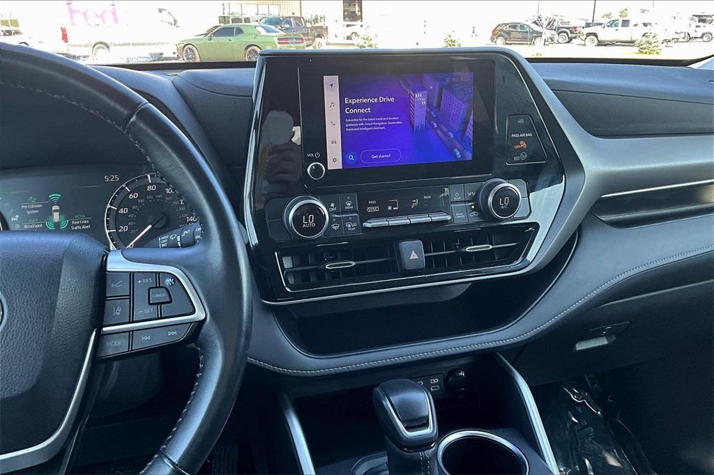 used 2024 Toyota Highlander car, priced at $31,542