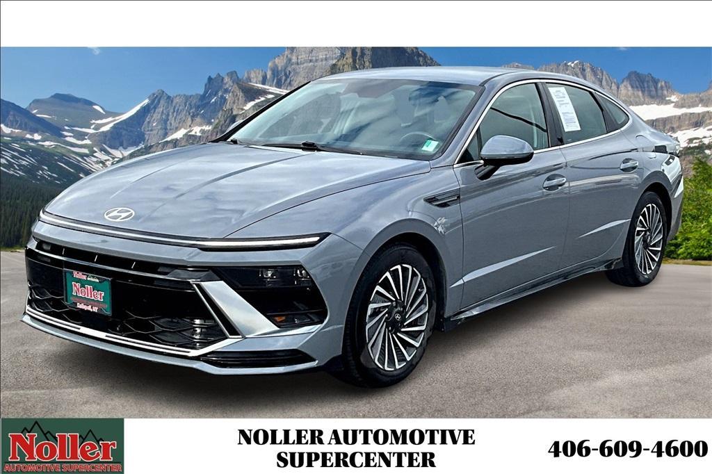 used 2024 Hyundai Sonata Hybrid car, priced at $23,269
