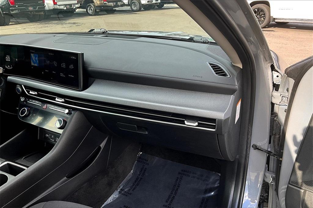 used 2024 Hyundai Sonata Hybrid car, priced at $23,269