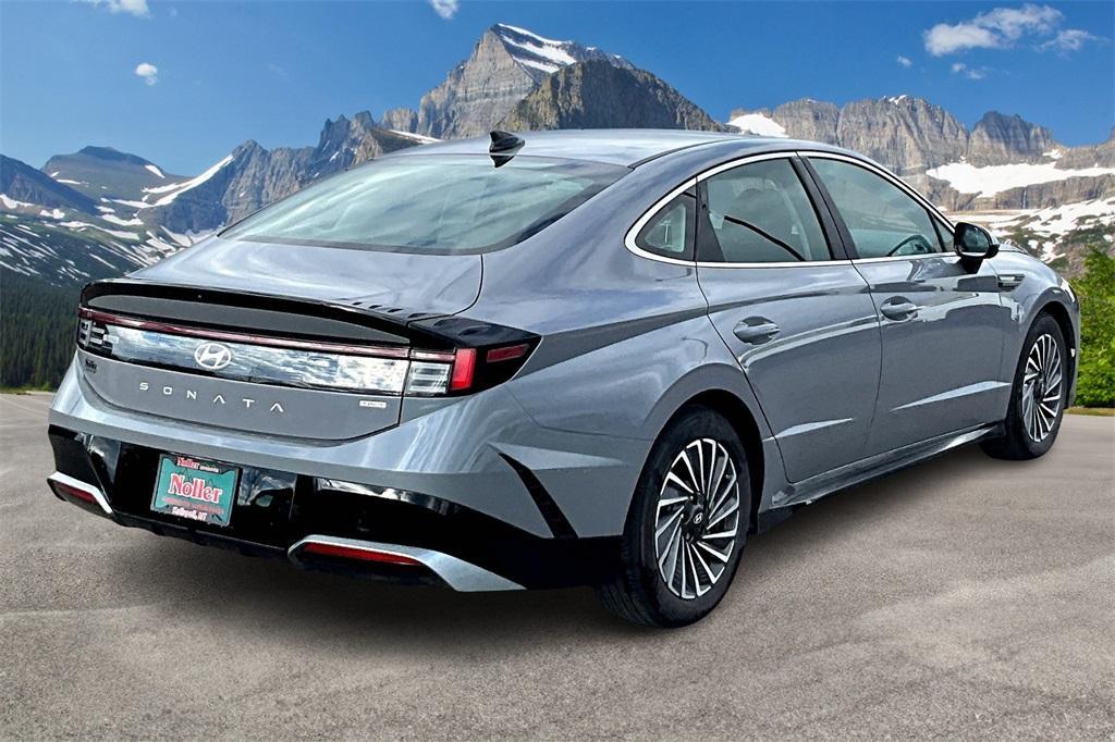 used 2024 Hyundai Sonata Hybrid car, priced at $23,269