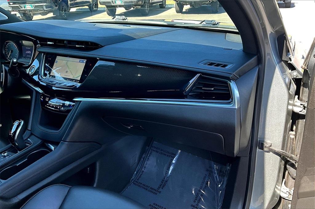 used 2024 Cadillac XT6 car, priced at $45,673